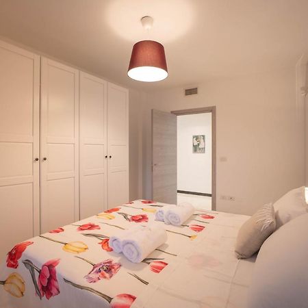 Wepuglia - Sunflower House Монополи Екстериор снимка